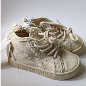 NWT Zara Natural Canvas Sneakers